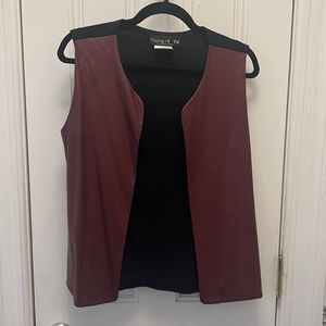 Mixed material vest